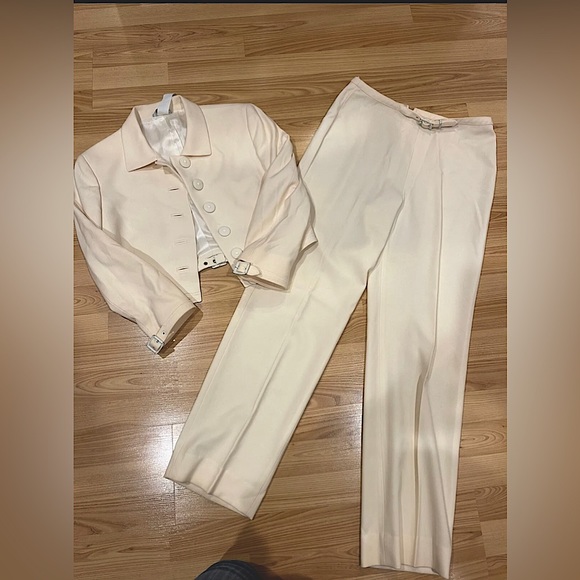Versace Jackets & Blazers - Rare Gianni Versace Couture cream women pant suit vintage Wool 44, Made In Italy
